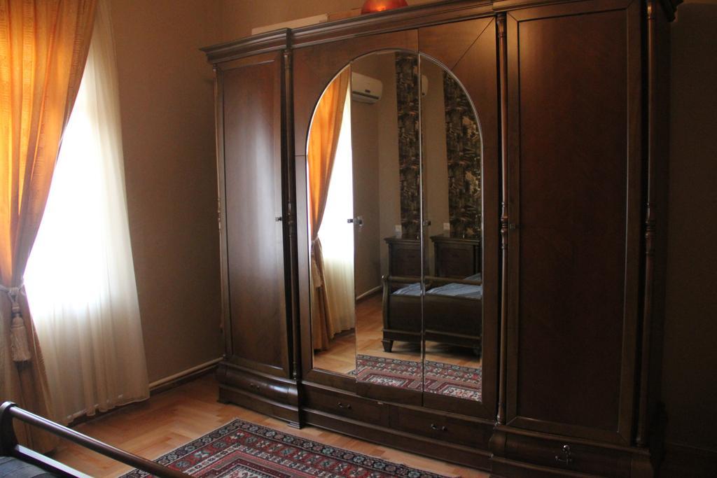 Gurami Guest House 1 Батуми Экстерьер фото